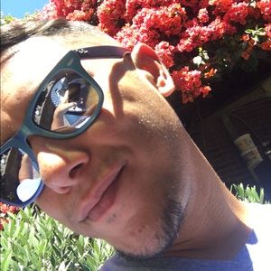 Meet your Posher, Charles